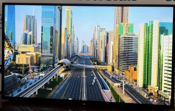 Телевизор Sony 43