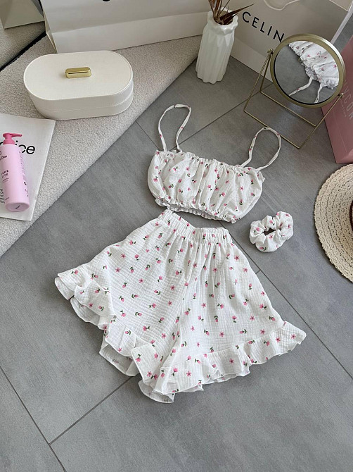 Женская нежная принтованная пижама: топ и шорты + резинка для волос натуральный муслин Молочный 3 Одесса - изображение 8