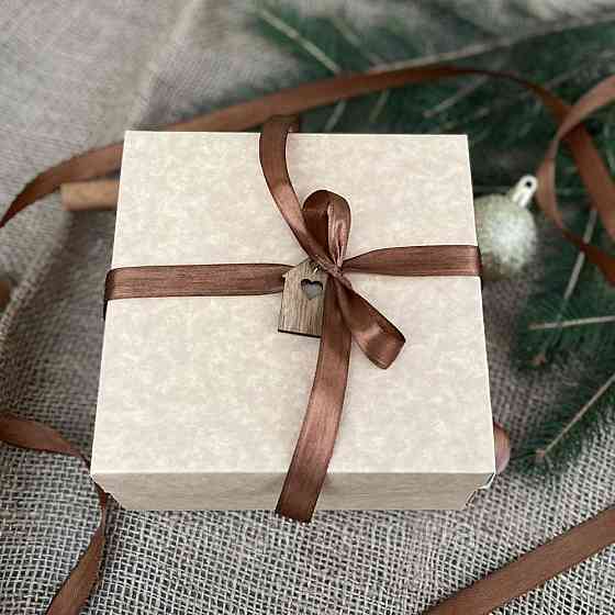 Подарочный набор для мужчины с натуральным мылом, массажной маселкой и свечей - зимний подарок Ирпень