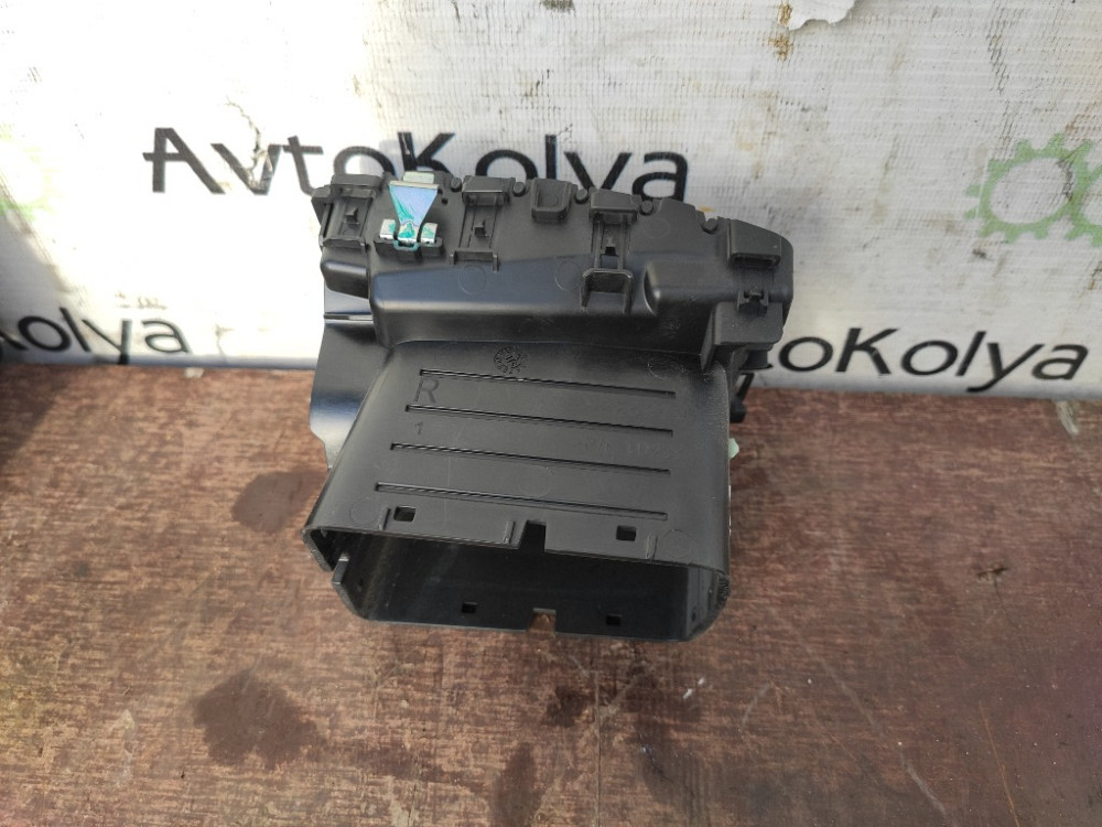 Дефлектор повітряний центральний Renault Trafic III 2014-2021 Ковель - изображение 2