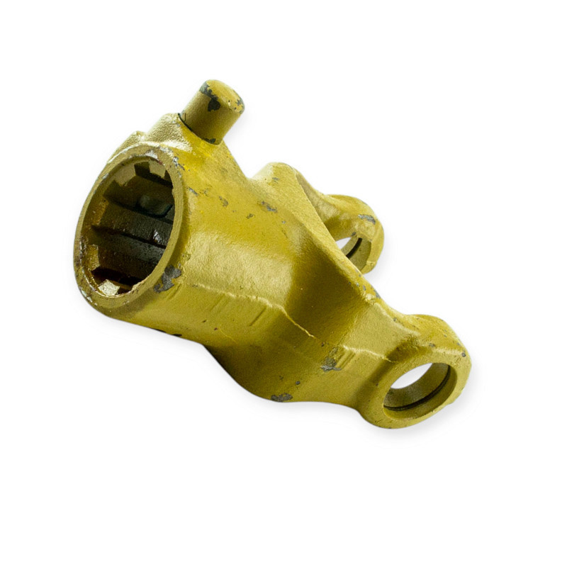 Вилка под крестовину 24х63 (8 шлицов) кардана Мукачево - изображение 1