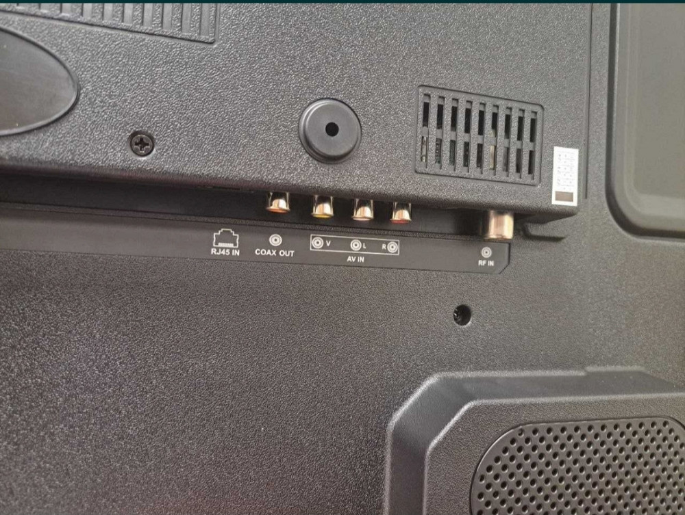 Телевизор: Samsung Smart TV T2 45