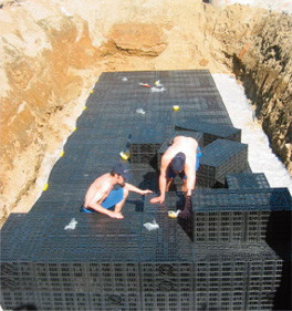 Дренажный блок для отвода воды в дренажных системах Graf 300 литров Киев - изображение 5