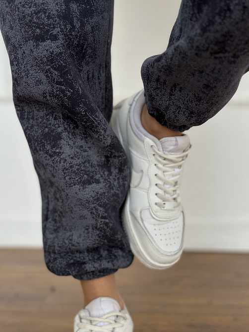 Теплый костюм женский мраморный принт на флисе Графитовый XXL/XXXL Харьков - изображение 8