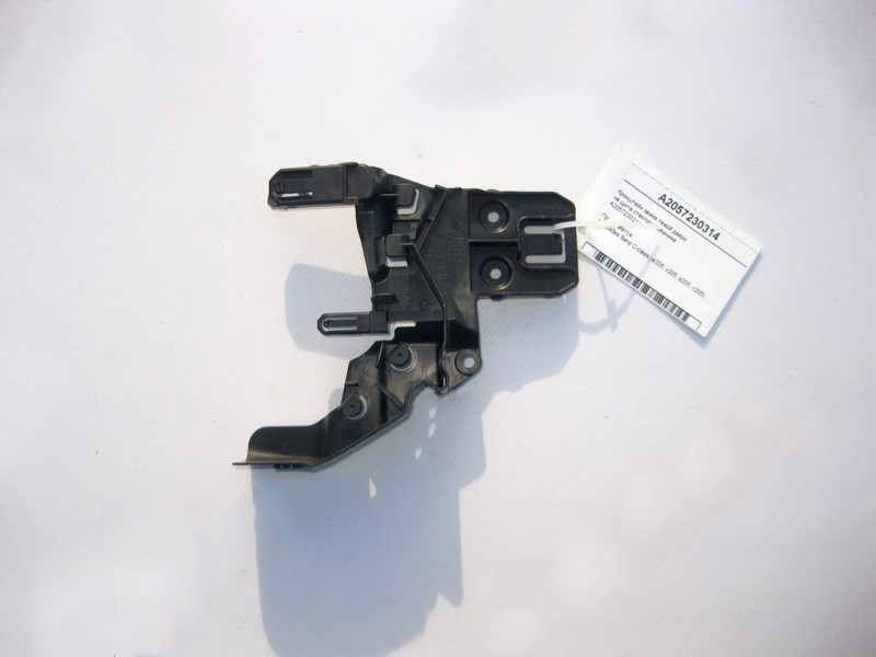 Mercedes-Benz  A2057230314 Кронштейн замка лівих дверей на щиті склопідйомника C-Class W205 Одесса - изображение 1