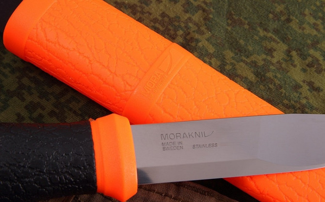 Туристический Нож усиленный с кобурой Morakniv 
