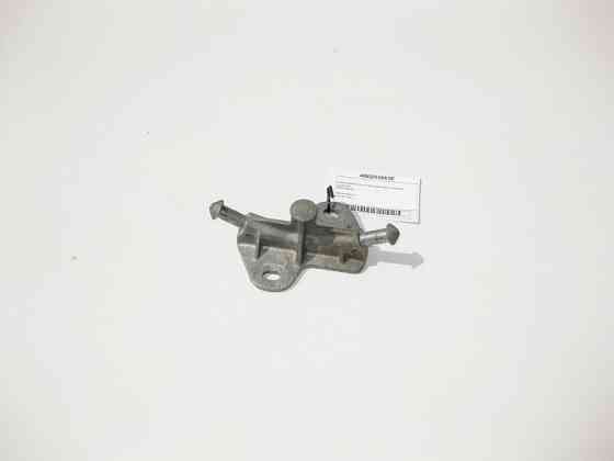 Audi  4B0253663E Алюмінієвий кронштейн гумового підвісу глушника Audi A4 (B6) Одесса