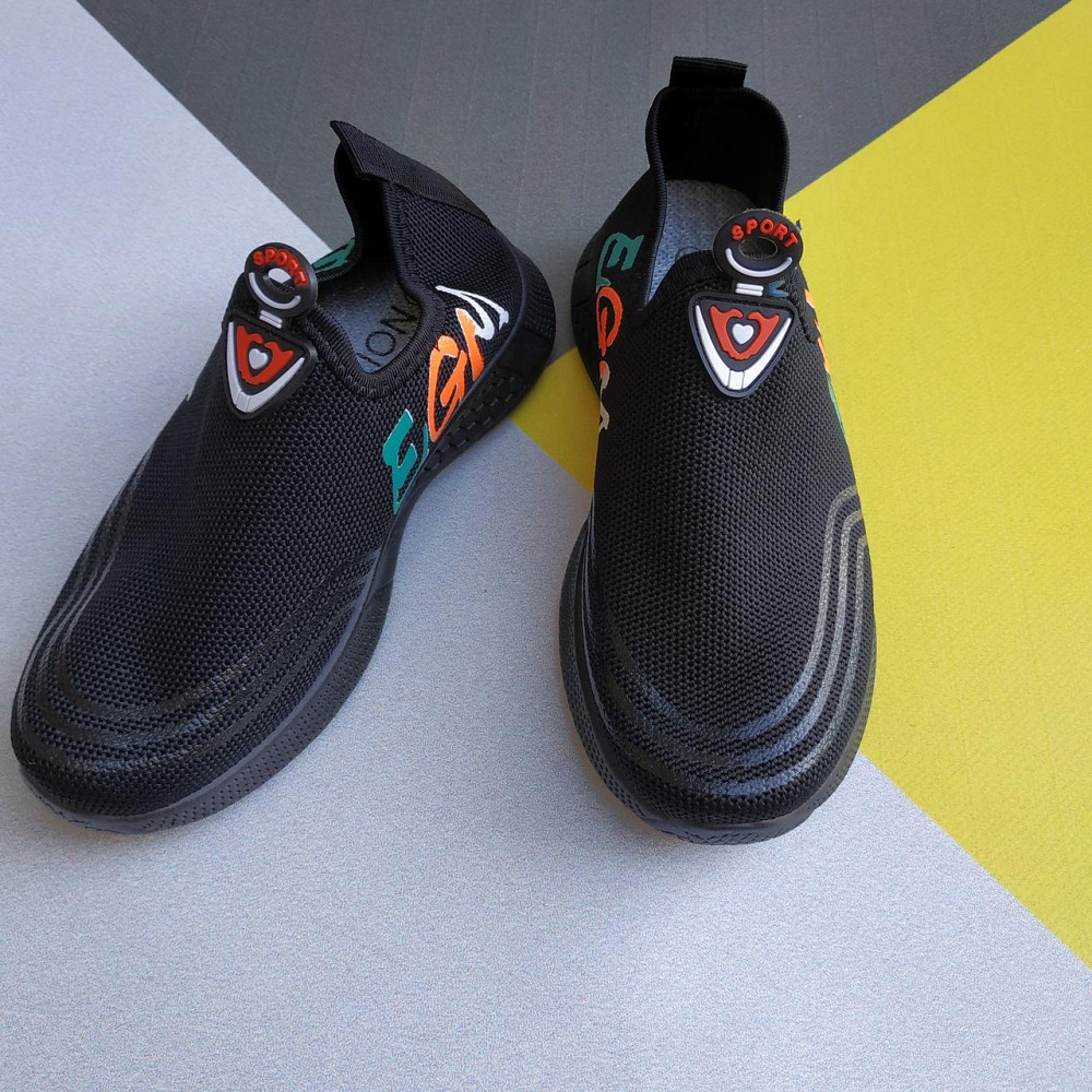 Кросівки спортивні текстильні чорні маломірять 33р Київ - фото 2