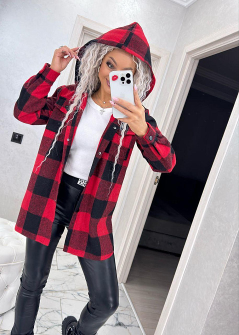 Женская рубашка в клетку оверсайз с капюшоном. 42-60р Киев - изображение 2