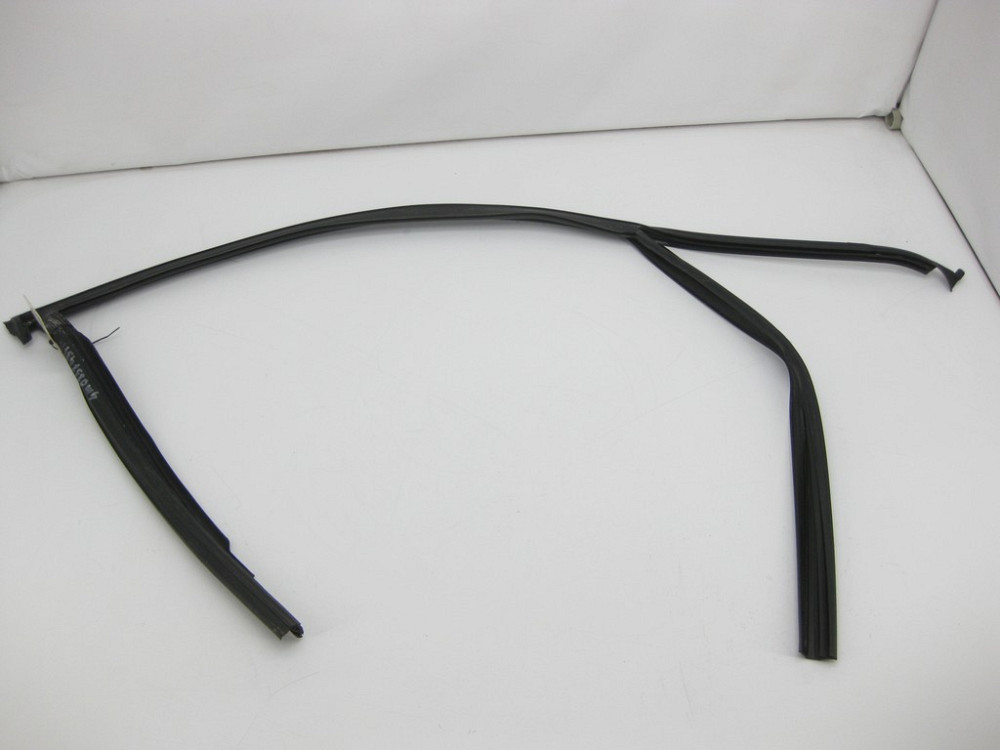 VAG  4M0837431B Напрямне скло у водійських дверях Одеса - фото 2