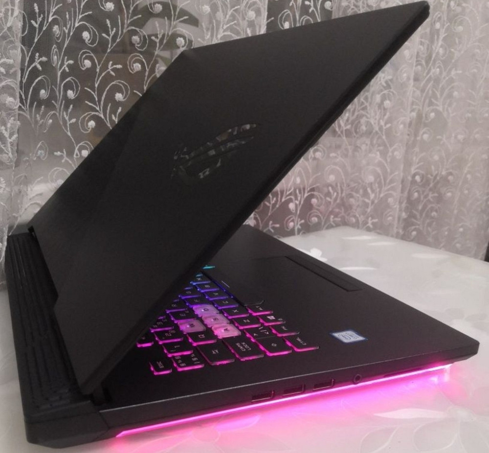 Ноутбук: ASUS ROG Strix 120Hz./ RTX2060 6Gb/i7-9750H/SSD+HDD/RAM 16 Gb. Киев - изображение 3