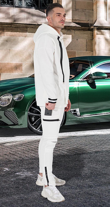 Стильный теплый мужской костюм Киев - изображение 1