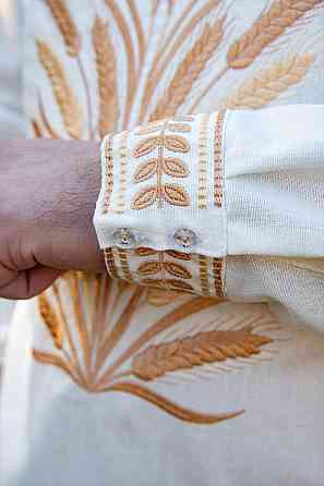 Вышиванка льняная мужская, длинный рукав, молочная, топ Киев