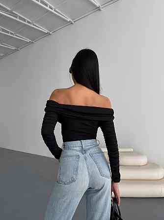 Женский романтичный боди с открытыми плечами трикотаж масло Черный Одесса