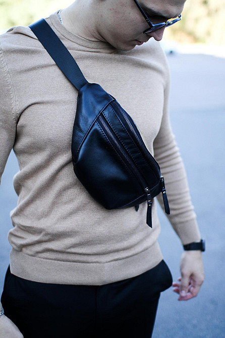 Чоловіча сумка-бананка на пояс з натуральної гладкої шкіри SKILL (Чорна) Суми - фото 2