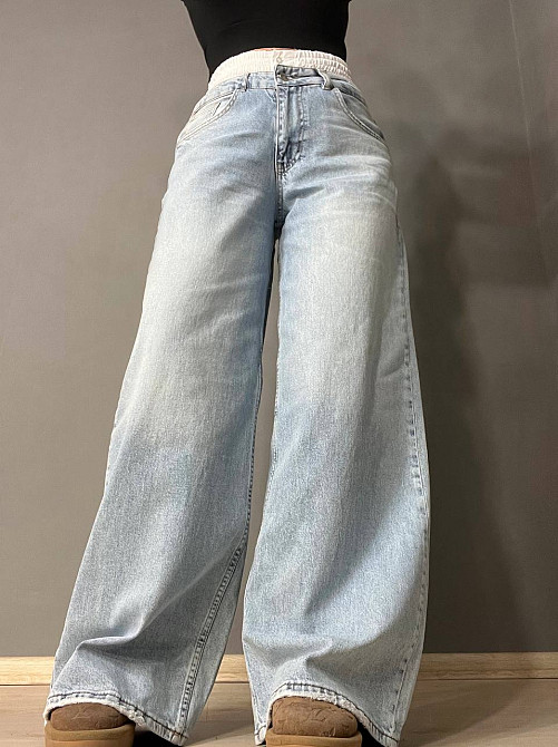 Джинсы женские I8 162-24 PALAZZO BOXER белая резинка на талии широкие клеш от бедра, голубой, 28, 28 Одесса - изображение 7