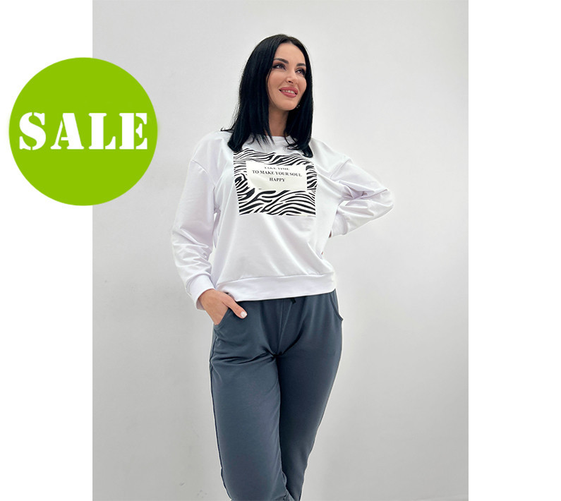 Трикотажный спортивный костюм с принтом 