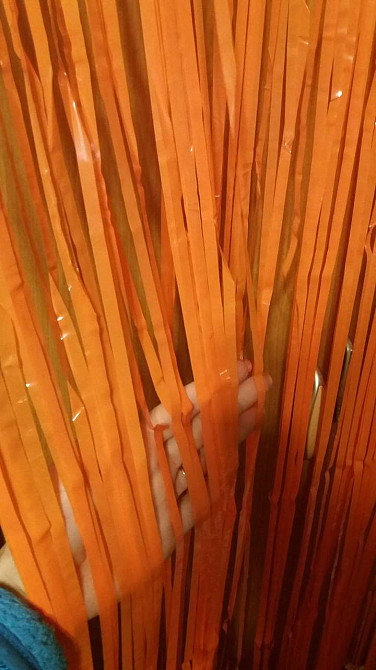 Дождик для фотозоны украшение 245 см на 92 см оранжевый Киев - изображение 3