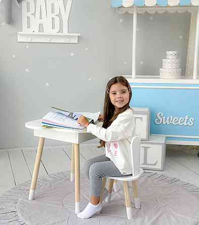 Столик хмаринка з нішею яка підіймається 54х68х50 і стільчик вушка зайчика 26х26х24, стіл та стілець в дитячу, білий Київ