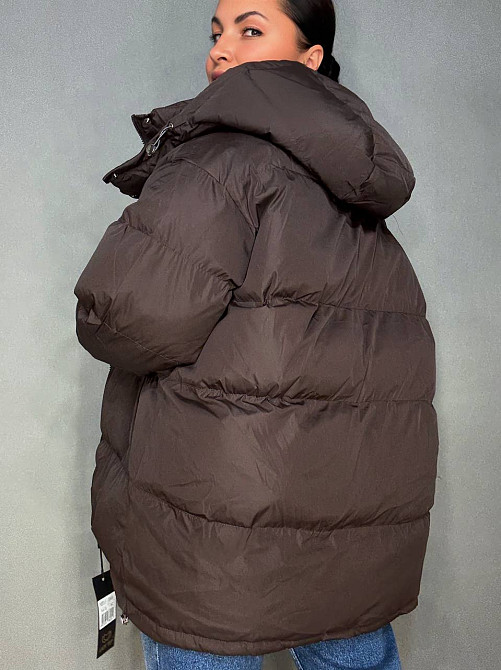 Куртка жіноча Lady Yep 10008 довга оверсайз пуффер з капюшоном коричнева, коричневий, 44 Київ - фото 13