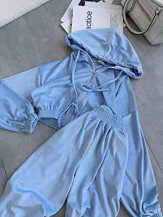 Жіночий прогулянковий оверсайз костюм двійка: кофта та штани турецький велюр Блакитний Одеса