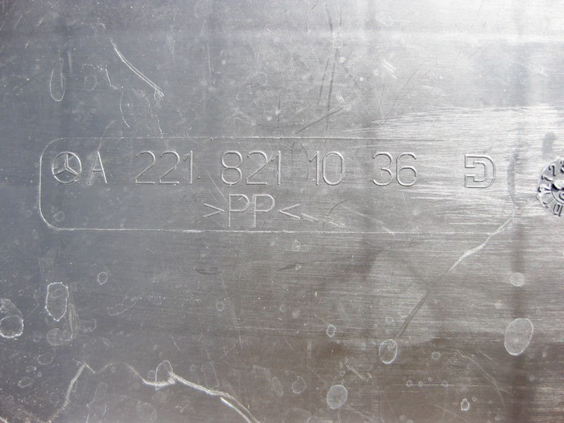 Mercedes-Benz  A2218211036 Кришка кабельного каналу на задній правій колісній арці S-Class W221 Одесса - изображение 3