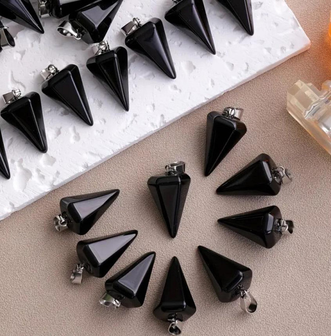 Маятник біолокаційний із натурального каменю обсидіану 2,3 см. Натуральний кристал обсидіану 1 шт. Київ - фото 1