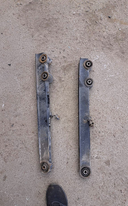 Задние рычаги подвески для Chery Kimo 2006–2014 годов. Киев - изображение 1