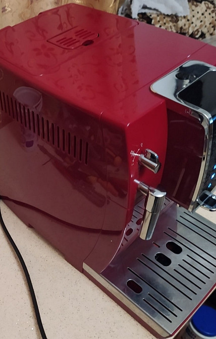 Кофемашина Delonghi Dynamica . Киев - изображение 3