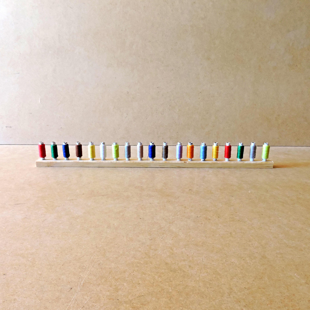 Органайзер для ниток 