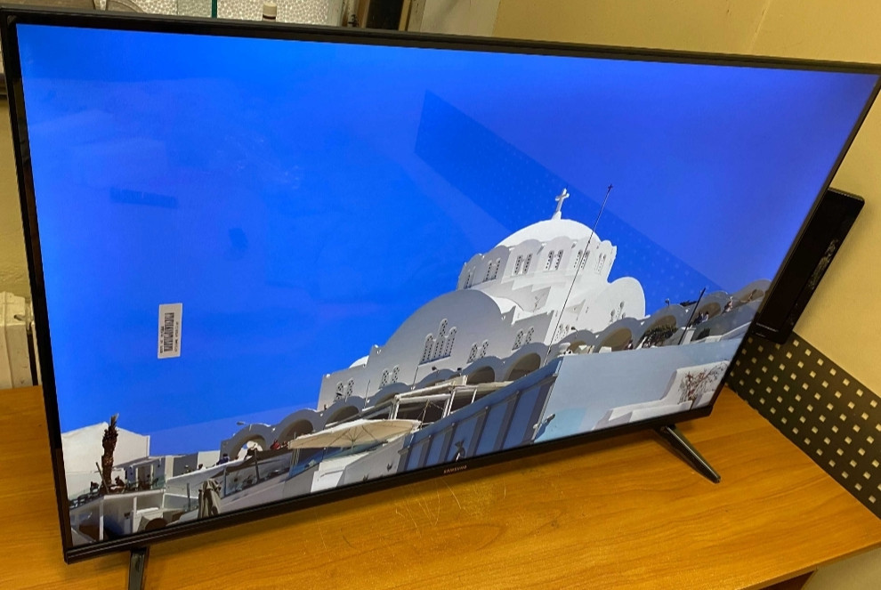 Телевізор Samsung 4K Smart TV 45" Android 13 Wi-Fi Харків - фото 6