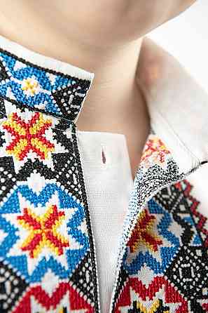 Вишиванка для хлопчиків, лляна, біла, топ Київ