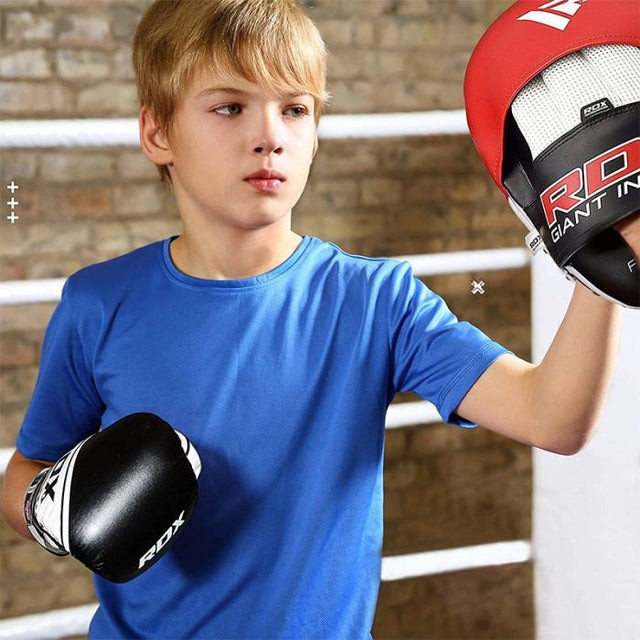 Боксерські рукавиці RDX 4B Robo Kids Blue/Black 6 унцій (капа в комплекті) Каменское - изображение 7