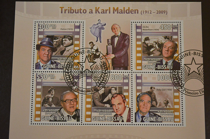 Гвинея - Бисау. Марки. История. Личности. Блок. 2009 год (В-5) Полтава - изображение 1