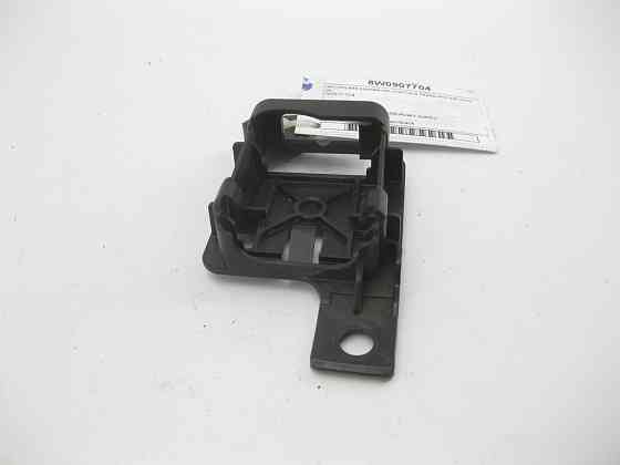 VAG  8W0907704 Пластикова пластина кріплення переднього датчика Nox Одеса