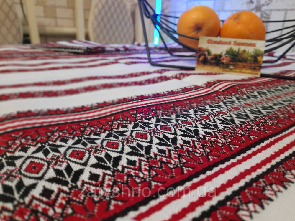 Червона скатертина машинна вишивка з серветками Київ - фото 5