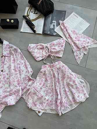 Жіночий літній принтований костюм четвірка: хустка, кроп-топ, сорочка та шорти штапель/софт Рожевий Одеса