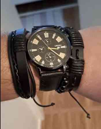 Подарочный набор для мужчин: наручные часы с 3 ориг. браслетами- диам 4см, длин 24см, шир рем 2см, без коробки Киев