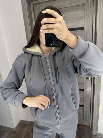 Женский утепленный костюм двойка: кофта и штаны трехнитка на флисе + мех Серый, 54/56 Одесса