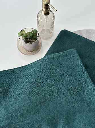 Комплект полотенец однотонных Ideal Textile 50х90см + 100х150см 450 г/м2 изумрудный Черновцы