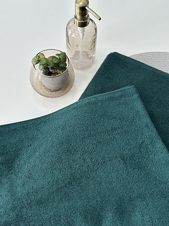 Комплект полотенец однотонных Ideal Textile 50х90см + 100х150см 450 г/м2 изумрудный Черновцы - изображение 5