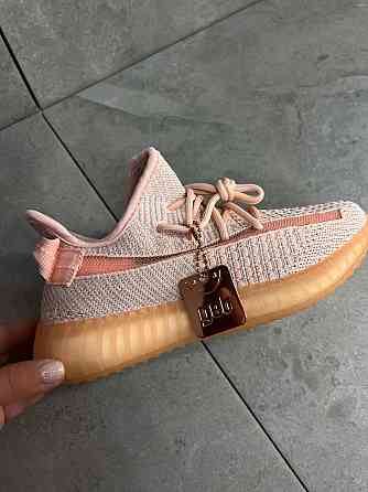 Кроссовки женские NM 01-5 в стиле Yeezy из дышащей сетки розовые, 37, 23,5 см Киев