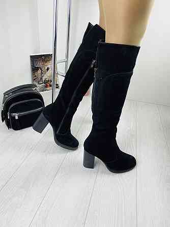Чоботи жіночі Odzi чорні натуральна замша зима висота 39см обхват 34-40см каблук 9см (C-9224) Коломыя