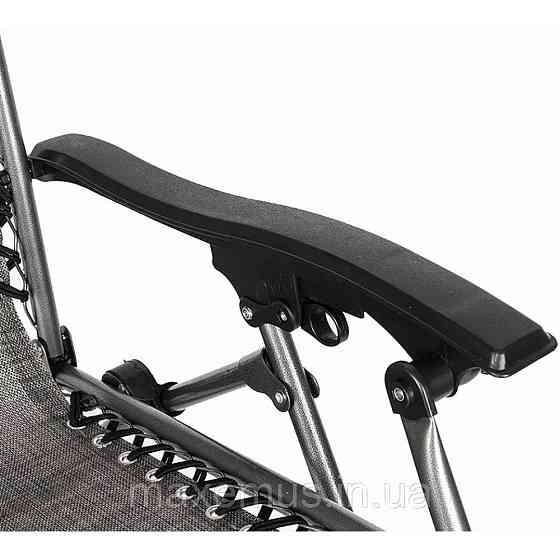 Шезлонг лежак раскладной прочный садовое кресло Bonro SP-167A для сада и дома отдыха на природе серый Мостиска