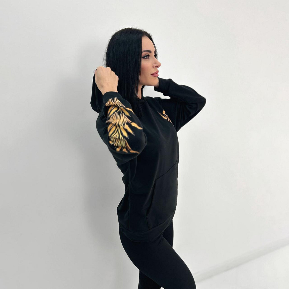 Демисезонный женский худи с принтом 