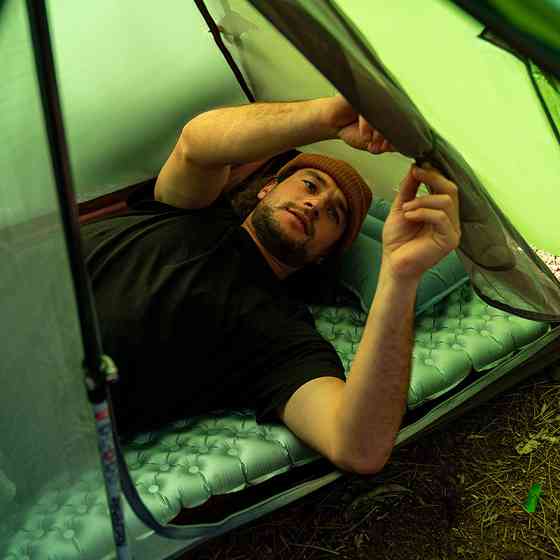 Сверхлегкая одноместная палатка с острой верхушкой Naturehike NH17T030-L (Темно- зеленая) Винница