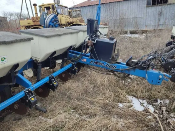 Сеялка Kinze 3000 пневматическая Днепр