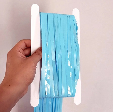 Дощик для фотозони блискучий 2 м на 1 м блакитний Київ - фото 4