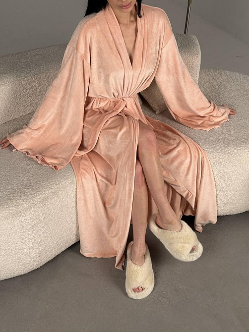 Женский стильный домашний велюровый макси халат плюш велюр Персик, Oversize 42/46 Одесса - изображение 6