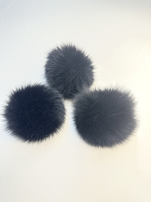 Помпони з натурального хутра песця на шапку 10-12см Чорний Харків - фото 6